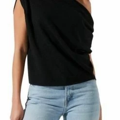 Astr women Devon Top in Black