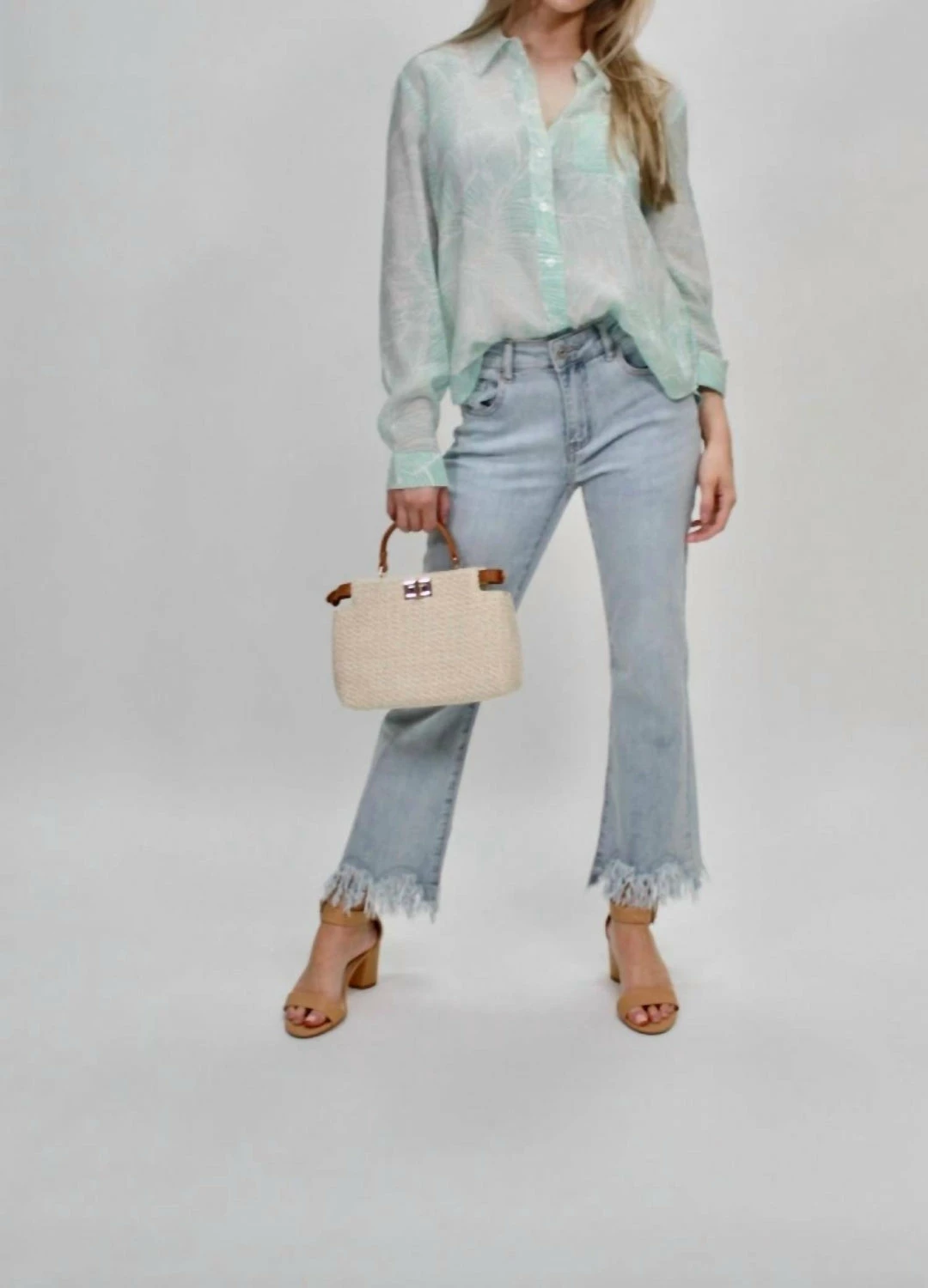 Charlie B women Button-Down Printed Blouse in Microchip - Image 2