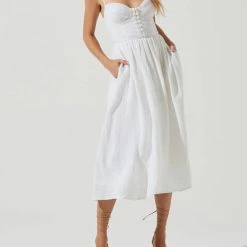 Astr women Ferreira Dress In White